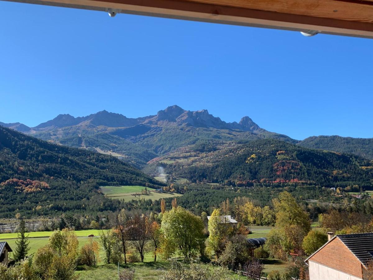 Studio Moderne Barcelonnette Buitenkant foto